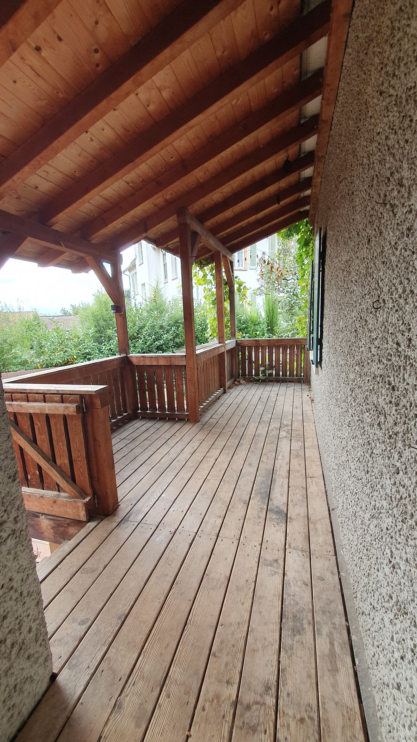 überdachte Terrasse