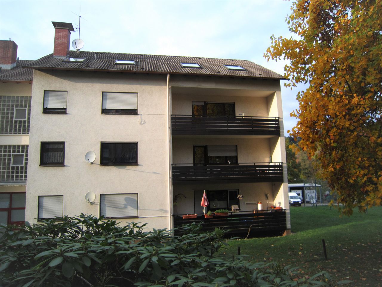 3 Zi.-Wohnung/Loggia + KFZ-Stellpl. - KANDERN 3 Zi.-Wohnung/Loggia + KFZ-Stellpl. - KANDERN
