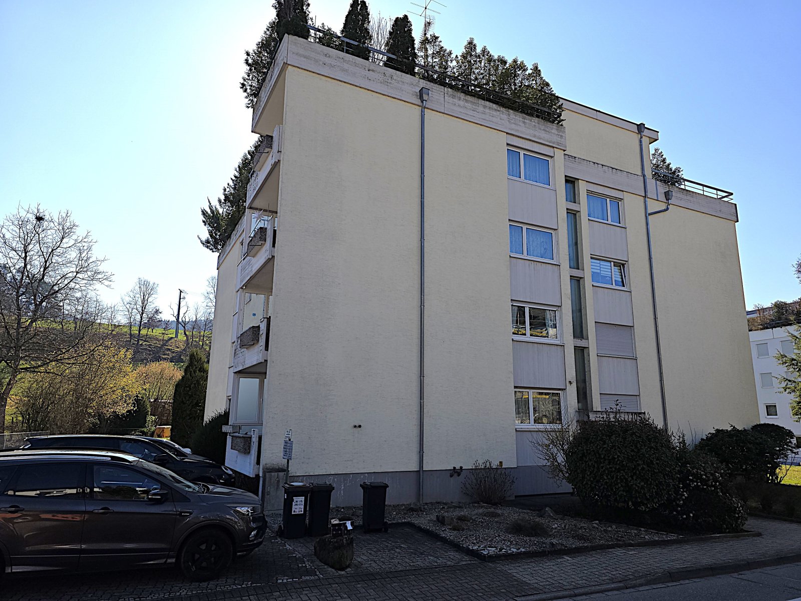 4,5 Zi.-ETW mit EBK, Balkon, Aufzug & TG-Platz 4,5 Zi.-ETW mit EBK, Balkon, Aufzug & TG-Platz