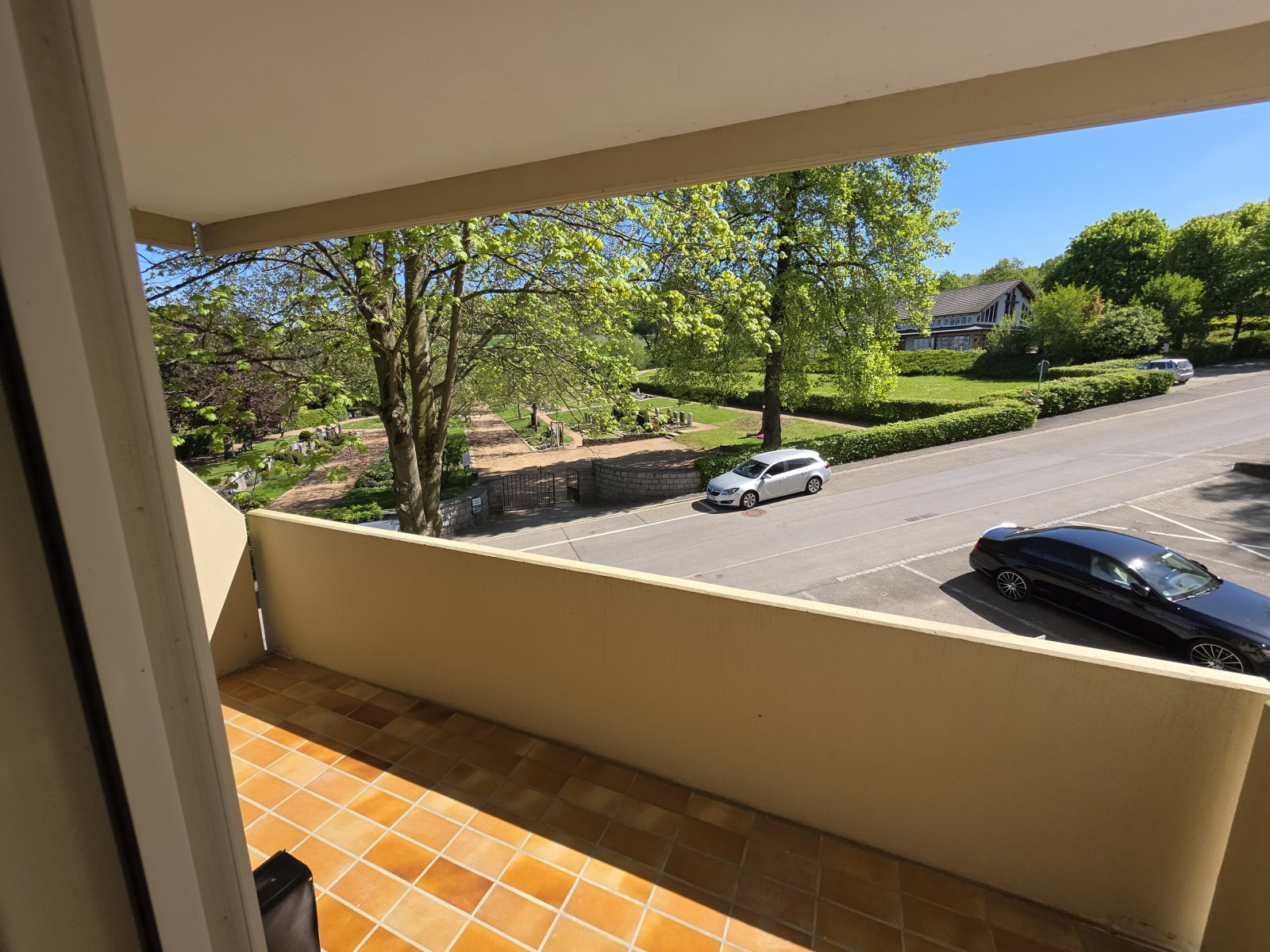 2 Zi.-ETW mit EBK, Balkon, Garage - Kurzfristig frei 2 Zi.-ETW mit EBK, Balkon, Garage - Kurzfristig frei